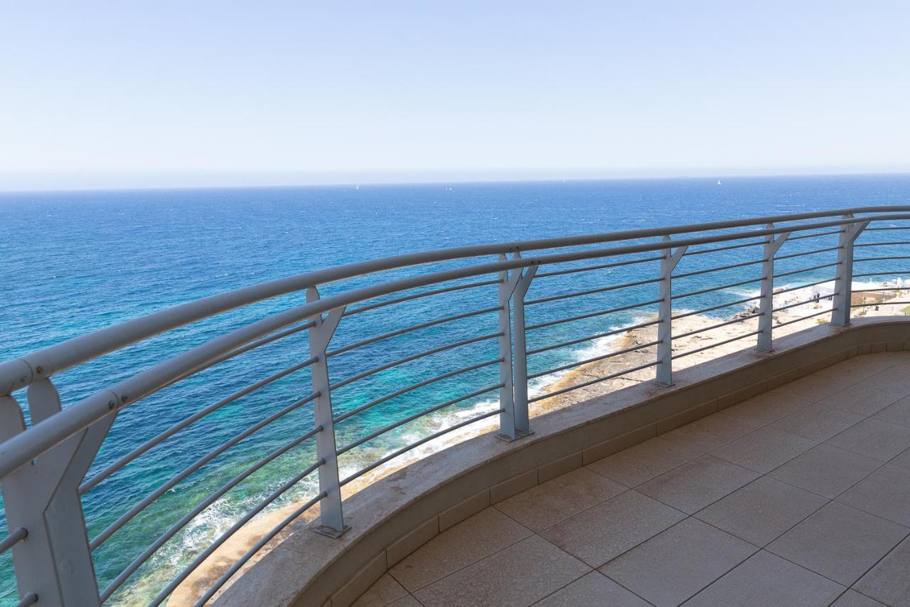 Beautiful Sea View Apartment Sliema Dış mekan fotoğraf